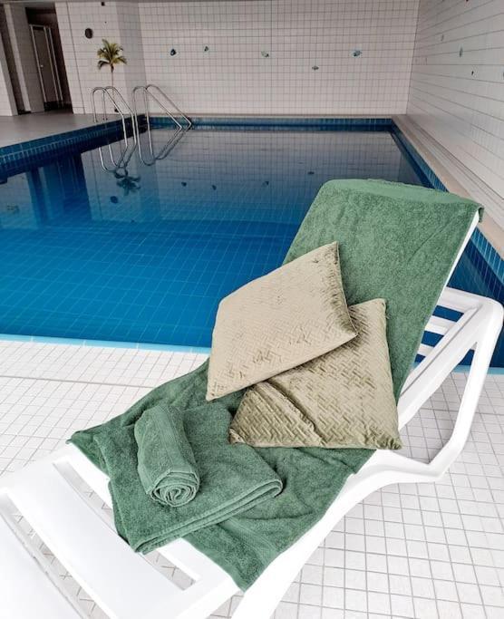 Schwarzwald-Traum Mit Pool Und Sauna Unterkirnach Экстерьер фото